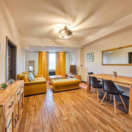 Mahalo Apartment Bratislava Exterior photo
